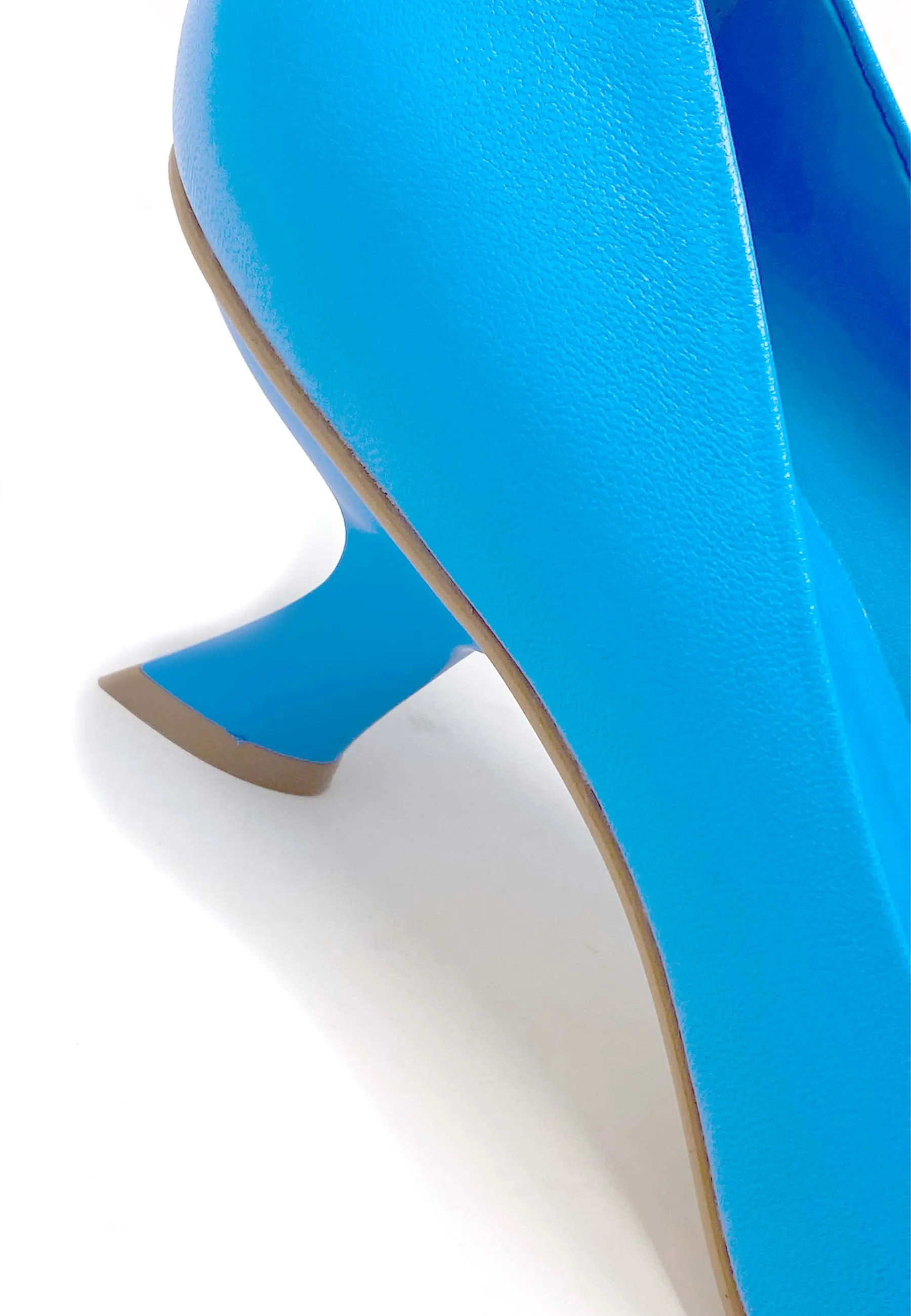 690001 Pump | Diva Blue