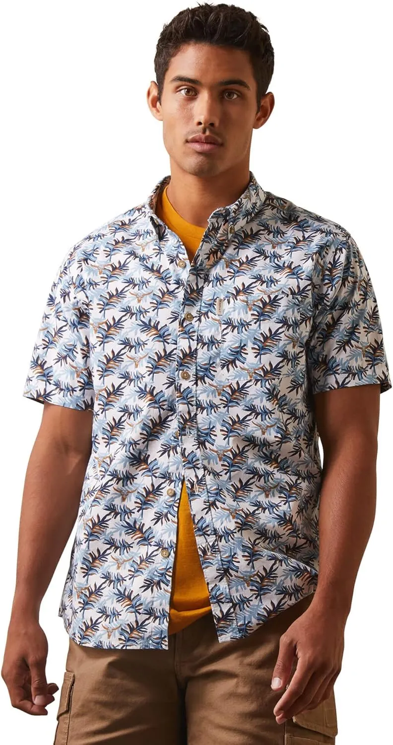 ARIAT Mens Wrinkle Resist Palm Waves Stretch Modern Fit Short Sleeve Shirt