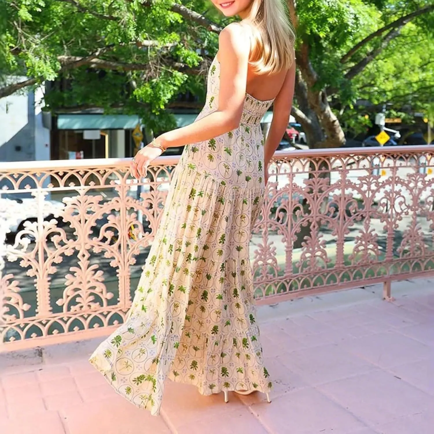 Beach Dresses for Women 2025 Vacation Spaghetti Strap Graffiti Maxi Dress Graphic A Line Swing Long Cami Dress