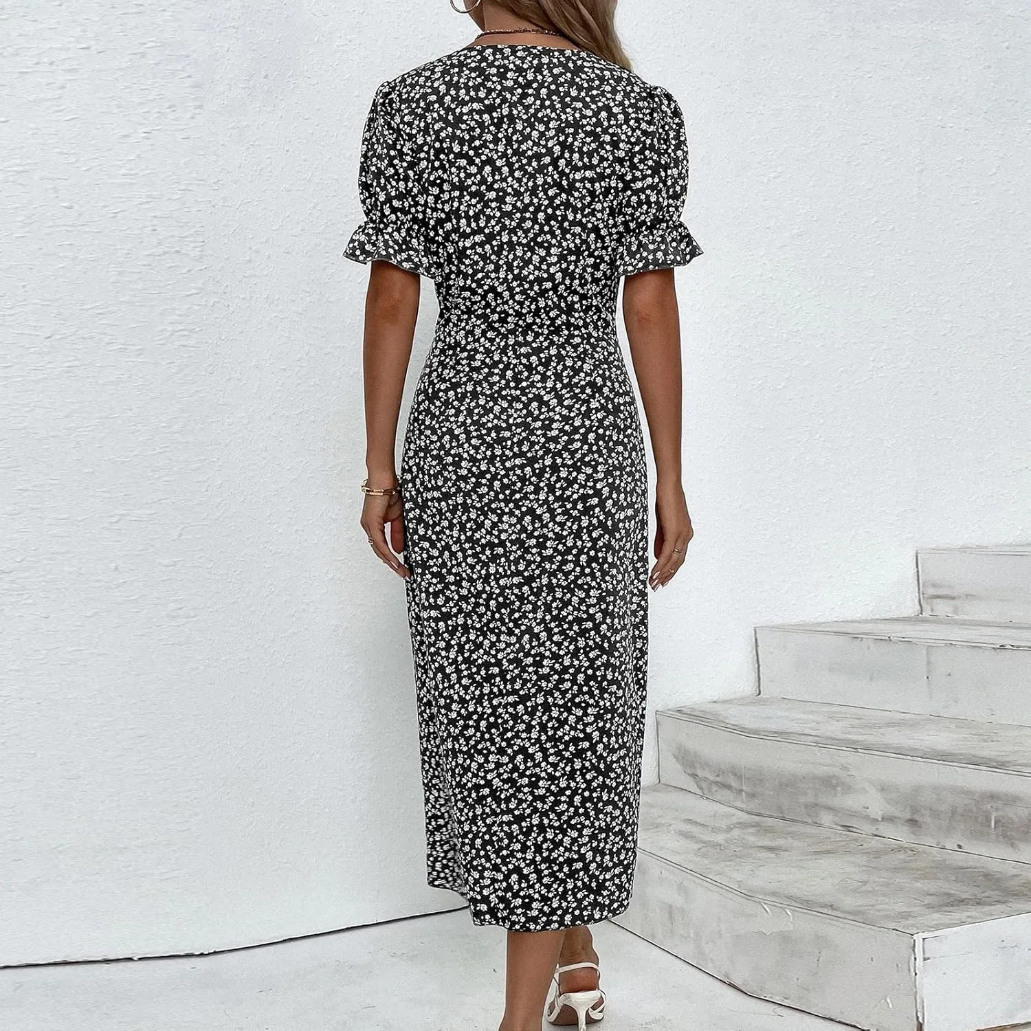 Beach Dresses for Women,2024 Summer Elegant Trendy V Neck Boho Floral Dress,Romantic Flowy Ruched Hawaiian Maxi Dress