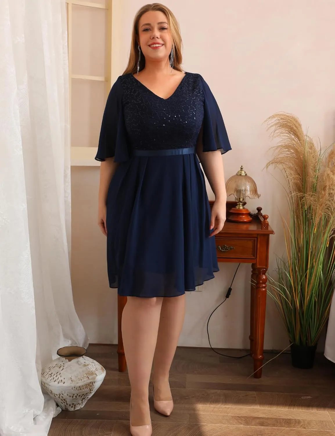Dressystar Sequin Women Dresses Knee Length Dress Mother of The Bride Wedding Guest V-Neck Evening Formal Cocktail Gowns