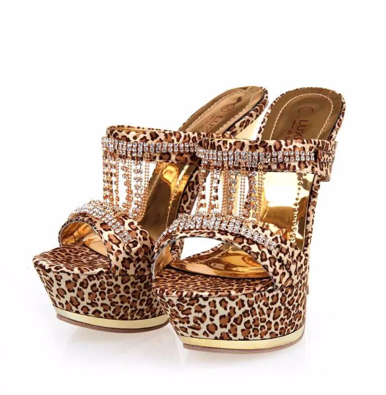 Female High Heels Flip Flops With Leopard Pattern