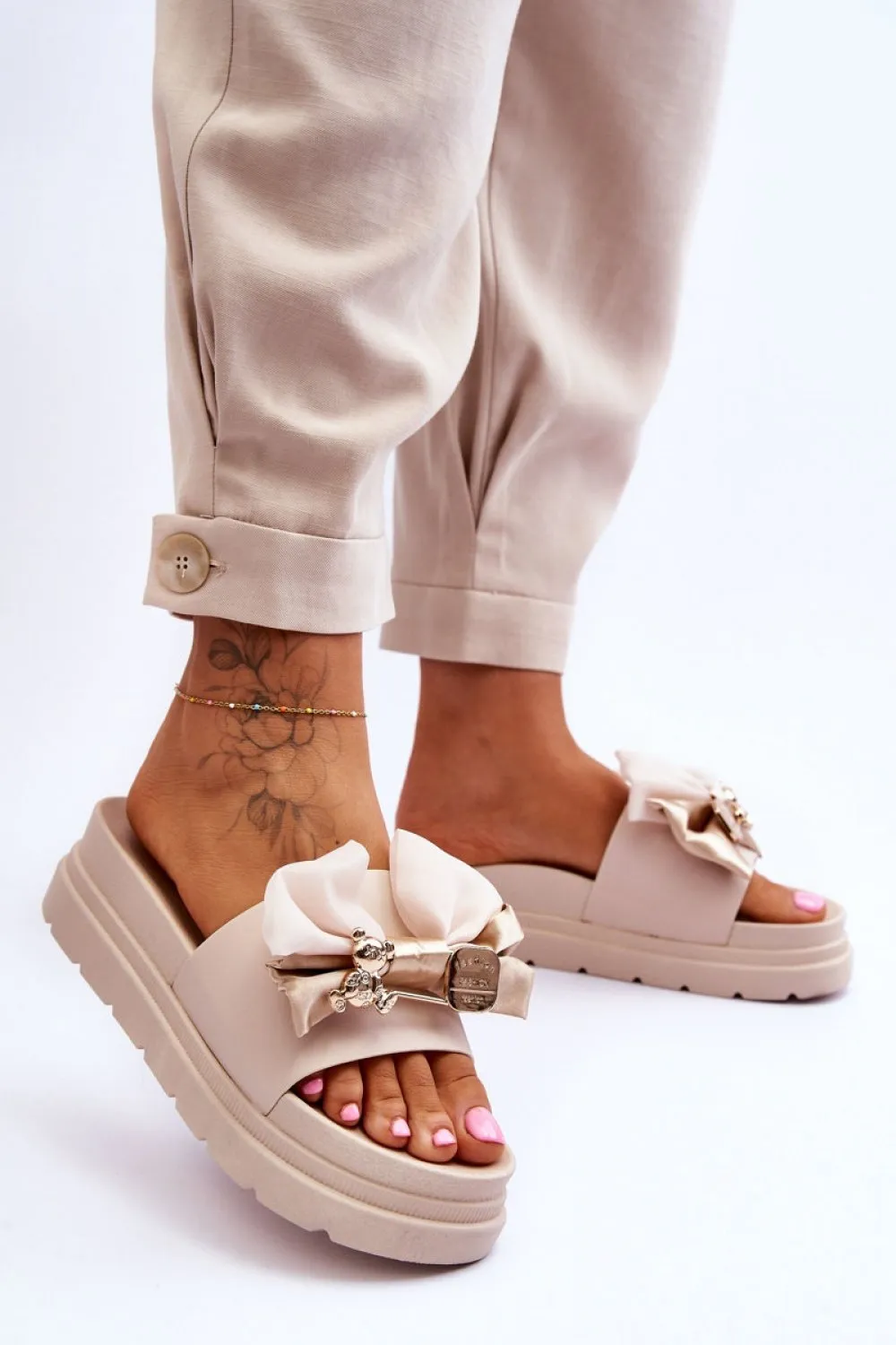 Flip-flops model 178338 Step in style