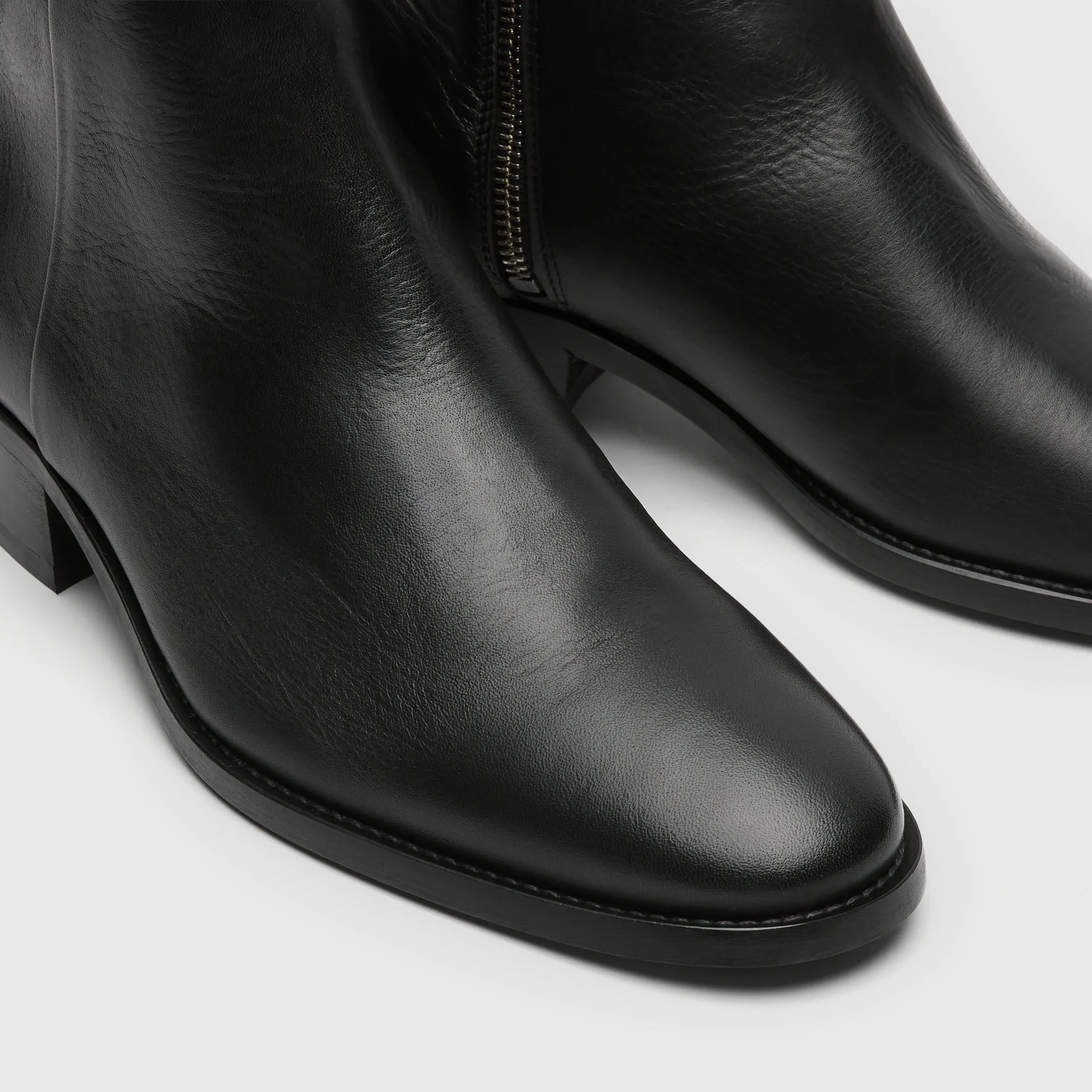 Hoxton Zip Up Cuban Heel Boot