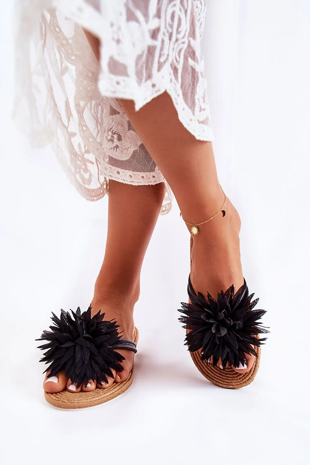 Japanese flip-flops model 180135 Step in style