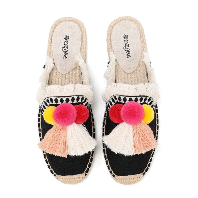 L'extraordinaire mule bohme espadrille franges et pompons.