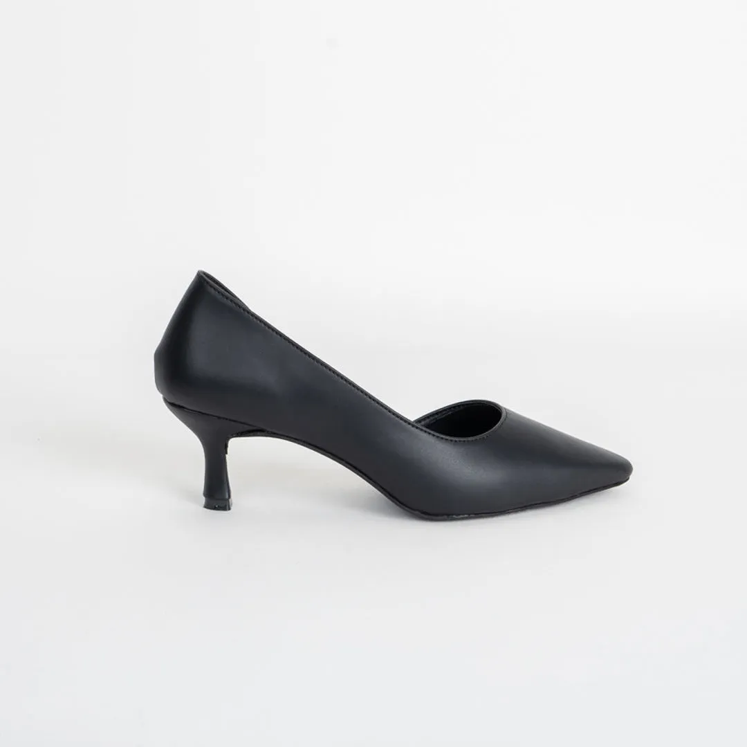 Lola Pumps