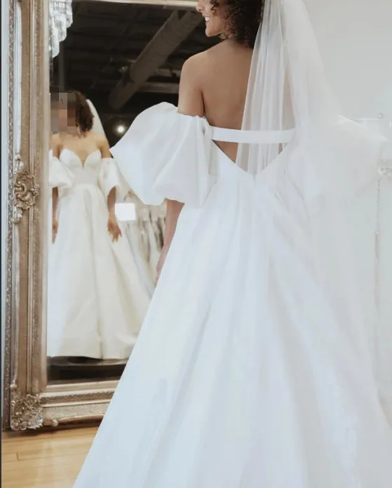 Luolandi Sweetheart Satin Wedding Dresses With Short Sleeves V-neck Off Shoulder Solid Color Simple
