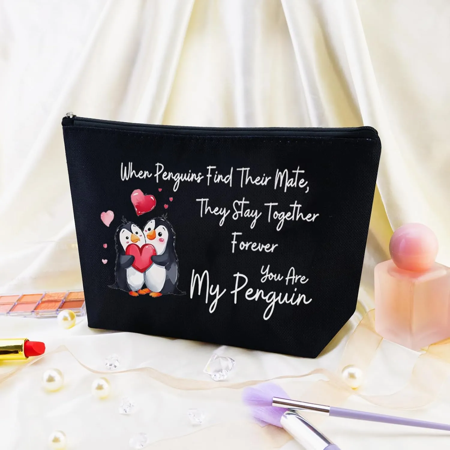Romantic Valentines Day Gifts for Her Penguin Makeup Bag Romantic Penguin Valentine Gifts Valentine Gift Bags Penguin Couple In Love Cosmetic Bag Travel Toiletry Bag Gifts for Gf