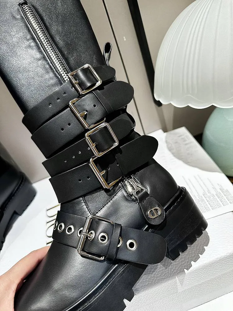 ‘Star’ Buckled Boot