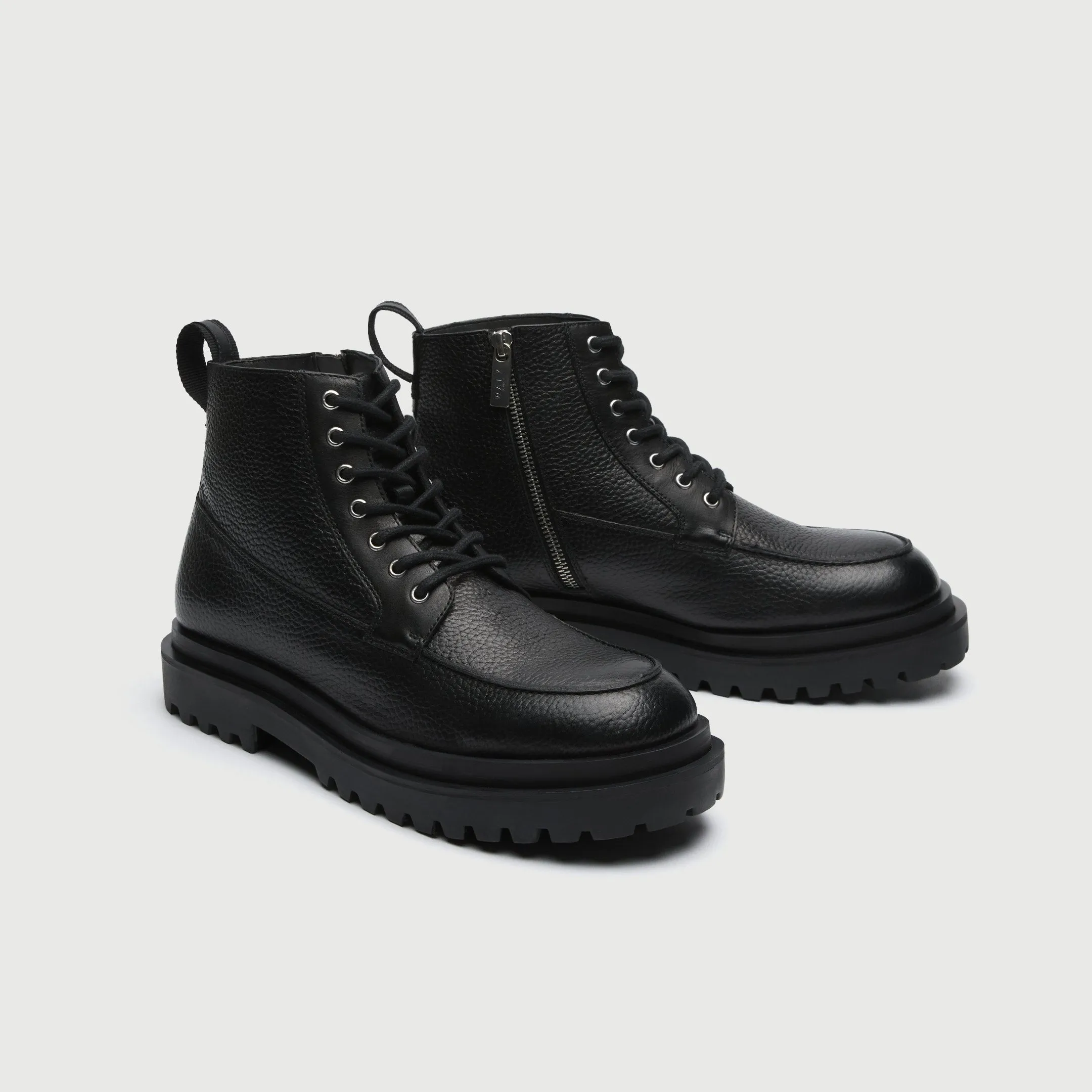 Sully Apron Boot
