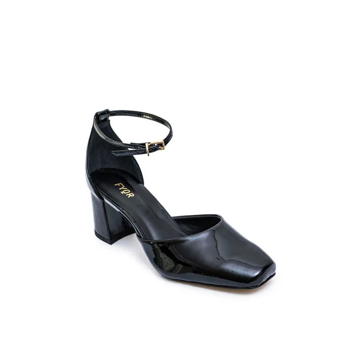 Wide Toe Sleek Pumps BCR 032